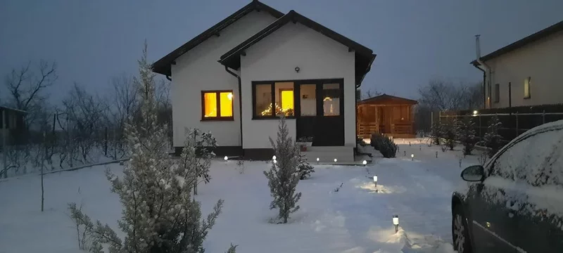 Buturugeni langa Bucuresti, 23 km, casuta superba ingrijita , la cheie